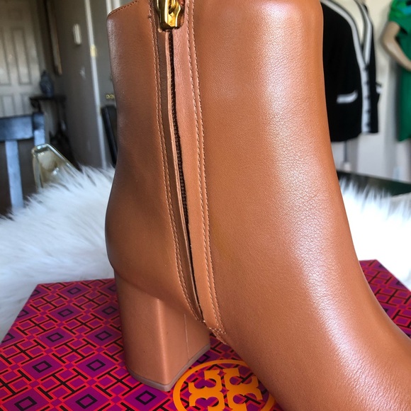 Tory Burch Brooke 70MM Bootie Calf Leather Tan 8 - Picture 3 of 8